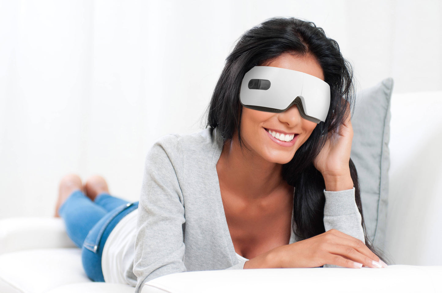 Heated Eye Massager with Integrated Sound Therapy