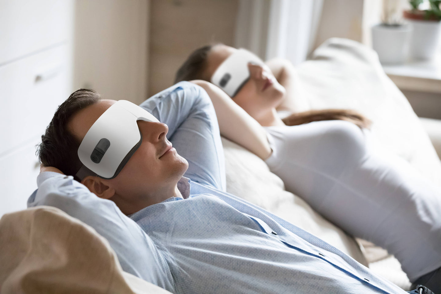 Heated Eye Massager with Integrated Sound Therapy